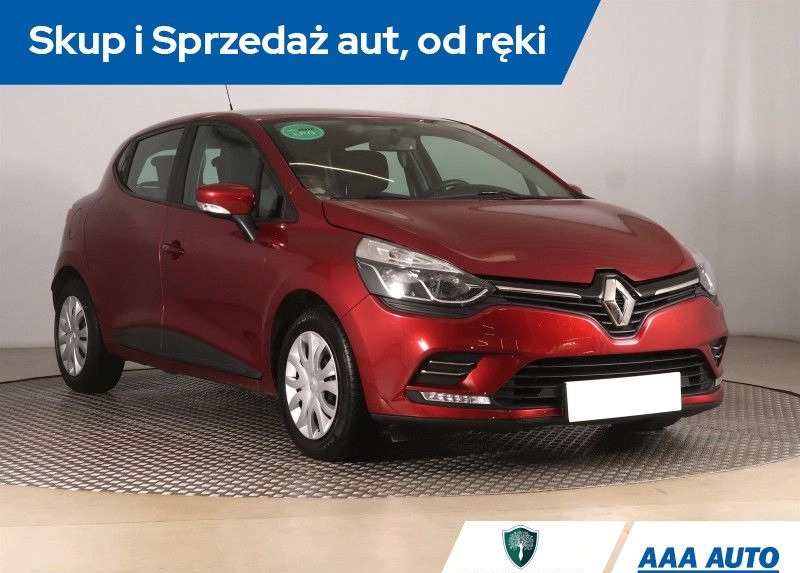 Renault Clio cena 37000 przebieg: 121688, rok produkcji 2018 z Krynki małe 232